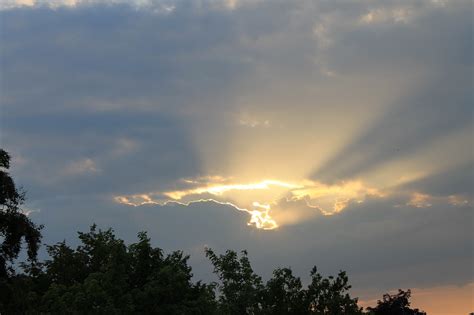 Sunrays Sunbeams Clouds · Free Photo On Pixabay