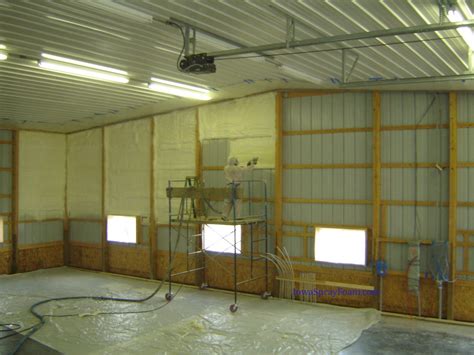 Is your garage letting in too much heat or excessive cold? Insulating Your Metal Buildings - Spray Foam Is The Answer