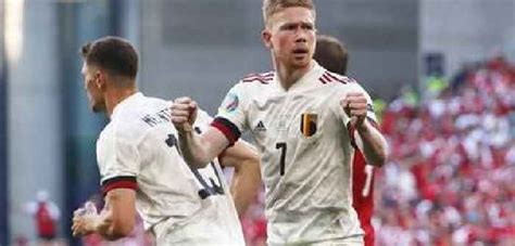Die em 2021 (euro 2020) ist ein europäisches fußballturnier, das alle vier jahre ausgetragen wird. Fußball-EM 2021: Belgien schlägt Dänemark und steht im Achtelfinale - News Deutschland