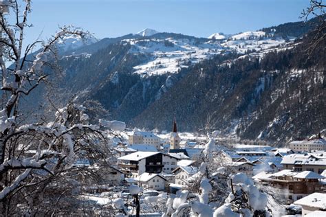 Help us verify the data and let us know if you see any information that needs to be changed or updated. Ried im Oberinntal ski | ski holidays in Austria