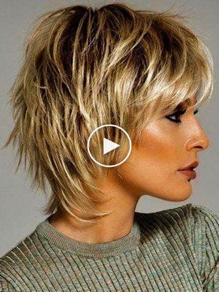 One of the most preferred haircuts of mature women is shaggy short haircuts. ﻿Kapsels 2020 50