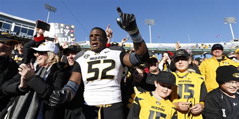 Michael Sam Comes Out As Gay Missouri Football Star Could Be 1st Openly Gay Nfl Player Huffpost