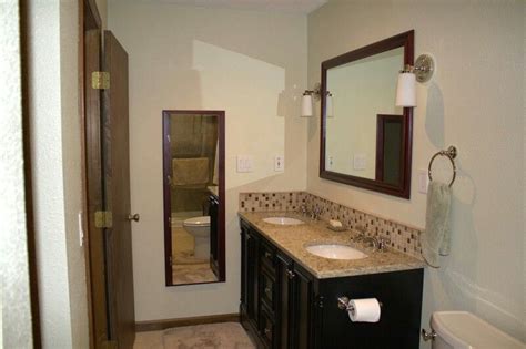 The bathroom backsplash selects special ceramic for the section. Bathroom backsplash ideas | Mirror backsplash bathroom ...
