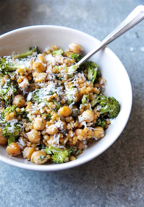 Stir in couscous and raisins. Israeli Couscous Salad With Broccoli, Chickpeas, and Pesto ...