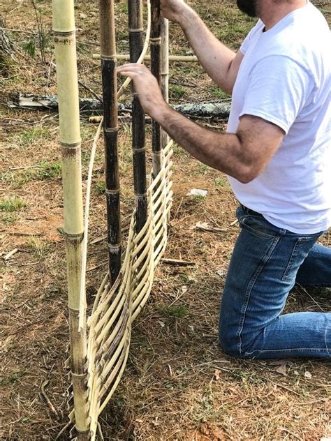 Garden screen ideas that involve split bamboo are convenient and common. Pin on Fabrication