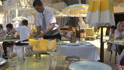 In 2010, the venue was successfully renovated. Saint Tropez Hotel La Pinede Carissimo Un Pranzo Da 666 ...