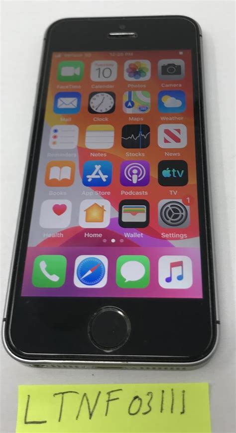 Apple Iphone Se 1st Gen 2016 Atandt Silver 32gb A1662 Prepaid