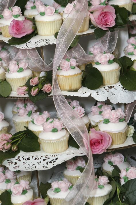 Beach Themed Wedding Cupcakes Lovetoknow