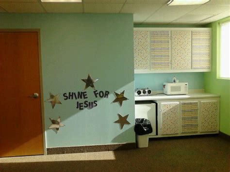 Outdoor mod podge is water resistant and is most durable when used on projects that are in a sheltered area. Pin on sunday school room decoration