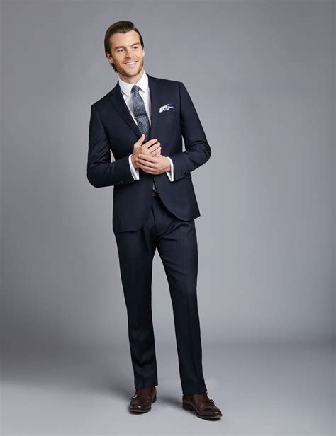 Our slim suits are ideal for a smart and flattering fit and have free returns. Men's Navy Twill Extra Slim Fit Suit | Hawes & Curtis