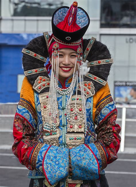 Traditional Nomadic Mongolian Clothing