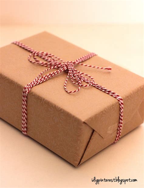 But many of those cash gifts may go missing my grandparents and family and friends like to send cash through the mail for like the holidays and birthdays, and this year they're not coming through, giselle said. How to Wrap a Pretty Gift in 5 Minutes or Less - I Dig ...