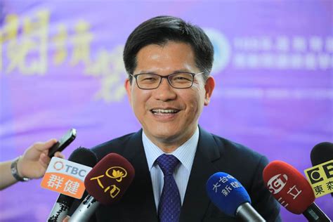 684,302 likes · 26,077 talking about this. 林佳龍爭取中央增設資深調解委員 30年可得「總統獎」 - 政治 - 中時