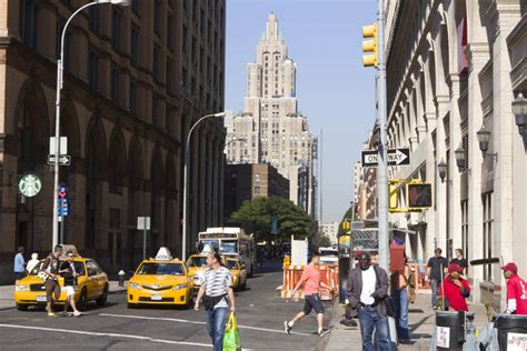 Meet 8th Street Manhattan Sideways