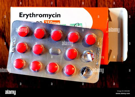Erythromycin Hi Res Stock Photography And Images Alamy