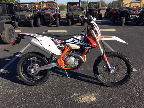 In keeping with ktm tradition, the frames are made from high quality, lightweight all 2013 ktm exc models are designed with a lightweight, cast aluminium swingarm featuring direct linkage of the pds shock absorber on the upper side. 2019 KTM 450 EXC-F Six Days For Sale Paso Robles, CA : 100300