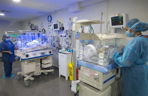 Unidad De Cuidados Intensivos Neonatales Clínica San Gabriel