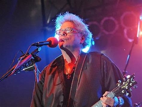Leslie west, known best as the frontman and guitarist for rock band mountain , died on tuesday (dec. Leslie West & Mountain - Live - YouTube