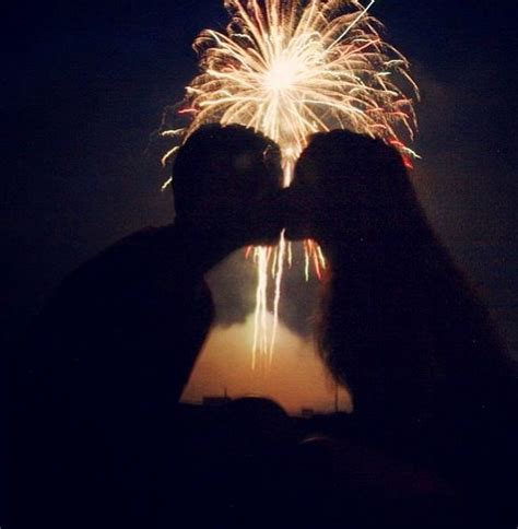 Fireworks Kiss New Years Kiss New Years Eve Pictures New Years Eve Kiss