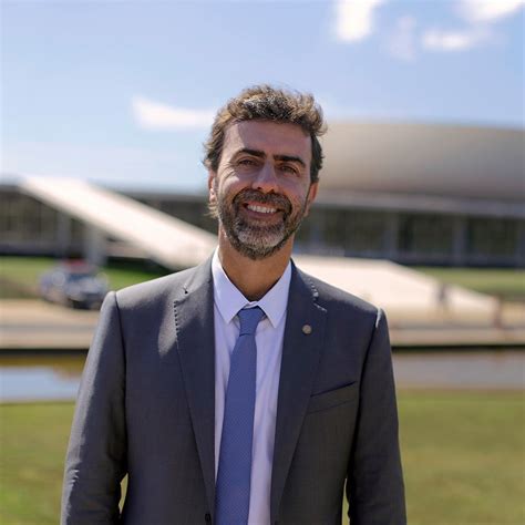 We would like to show you a description here but the site won't allow us. Marcelo Freixo: Um plano de vacinação para o Brasil | | O Dia