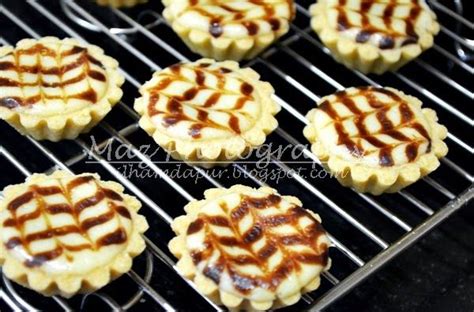 Nutella® has created a fantastic cookbook with an inspiring collection of recipes and new ideas to try and savour. Nutella Cheese Tart | Cheese tarts, Nutella, Tart
