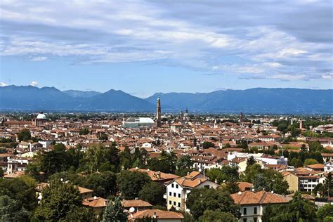 Vicenza Veneto Italy Getting To Know Palladio The Basilica The