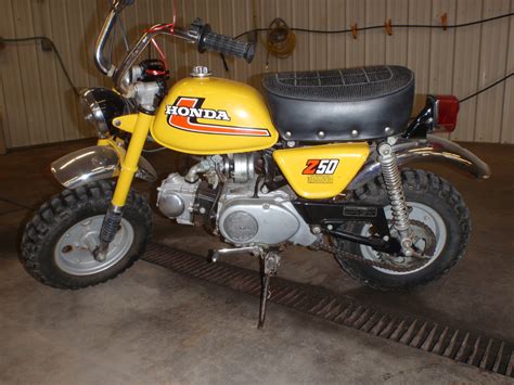 I want one of these now and i know why. 3 Vintage Honda Dirtbikes My latest barn find ...