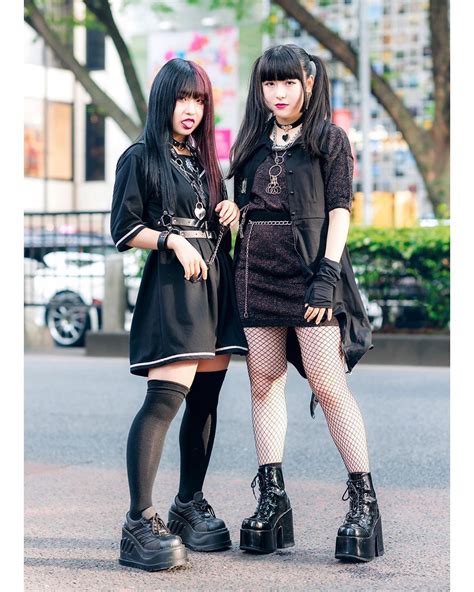 Tokyo Fashion Year Old Japanese Students Kyopppe And Mashu Xwvoxw On The Street In Hara