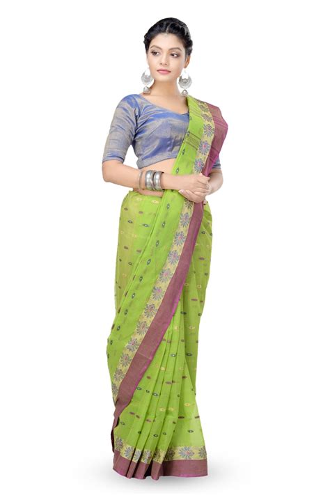 Parrot Green Colour Bengal Handwoven Tant Saree With Out Blouse