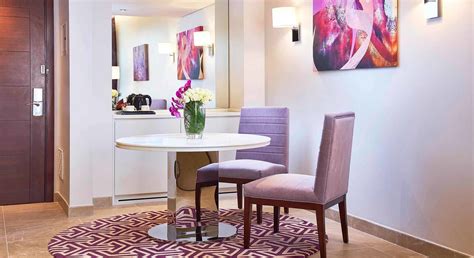 suites mercure dubai barsha heights hotel suites and apartments
