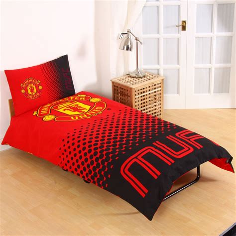 Manchester United Fleece Blanket | www.unisportstore.com