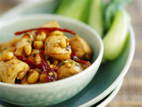 We did not find results for: Pikantes Hähnchen mit Chili und Erdnüssen | Rezept ...