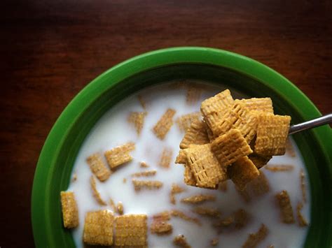 Cereal In Bowl · Free Stock Photo