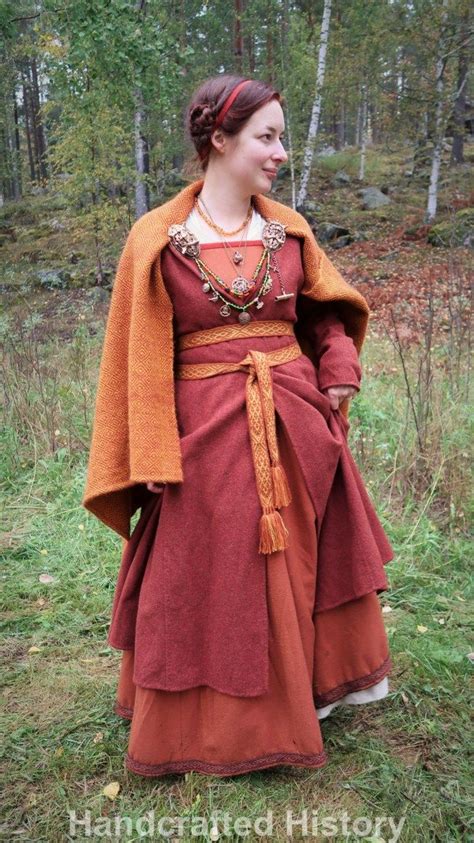 The Viking Amber Project Handcrafted History Viking Dress Viking Clothing Celtic Clothing