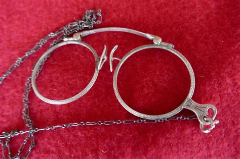 Antique Eyeglasses Spectacles Early 1800s Wire Rim 19 Gem