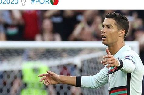 Pada kesempatan ini admin akan memberikan sebuah informasi yaitu tentang viral melempar botol masuk kemulut kuda… Link Live Streaming Portugal Vs Jerman EURO 2020 - Ronaldo Hanya Bisa Geser Botol? - bolastylo ...