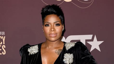 The Real Reason Fantasia Barrino S Dad Sued Her