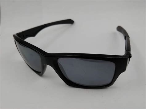 pair of authentic polarized oakley jupiter squared sunglasses