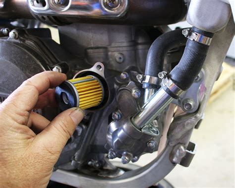 5 Signs Your Motorcycle Needs An Oil Change Imotorbike News