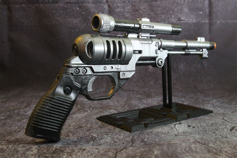 De 10 Blaster Pistol 3d Printed Star Wars Blater Replica Etsy
