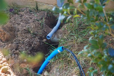 Can the cables be simply run above the insulation (i.e tied to the rafters)? Running CAT-6 Data Cable