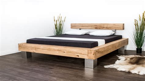 Oberflächenbehandlung massiv gearbeitete holzbetten eignen sich in kombination mit der passenden matratze besonders gut für schwere menschen, mit. Das Balkenbett aus Schweizer Holz mit Liebe zum Detail