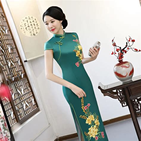 Plus Size Long Cheongsam Vintage Chinese Style Dress 2018 Fashion Womens Rayon Qipao Slim Party