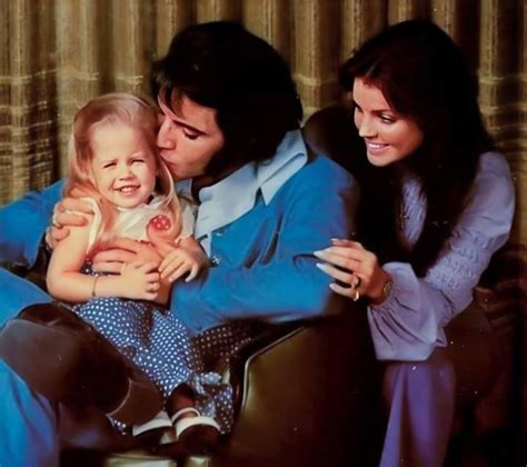 Lovely Photos Of Elvis Presley With His Wife Priscilla And Their Daughter Lisa Marie 1973