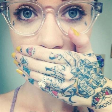Love Tattoos Body Art Tattoos Girl Tattoos Tattoos For Women Tatoos Hand Tattoos Piercing