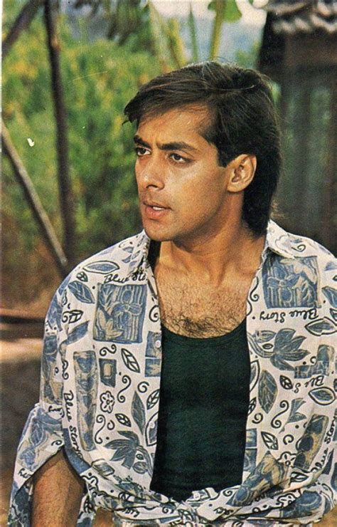 27 december 1965) is an indian film actor, producer, occasional singer and television personality who works in hindi films. Salman Khan: A Look at 'Dabangg' Star's Life; Rare and Unseen Photos - Photos,Images,Gallery - 5566