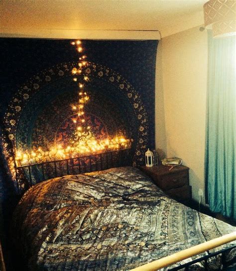 Bohemian Bedroom With Fairy Lights Décor De Chambre Bohème Chambres