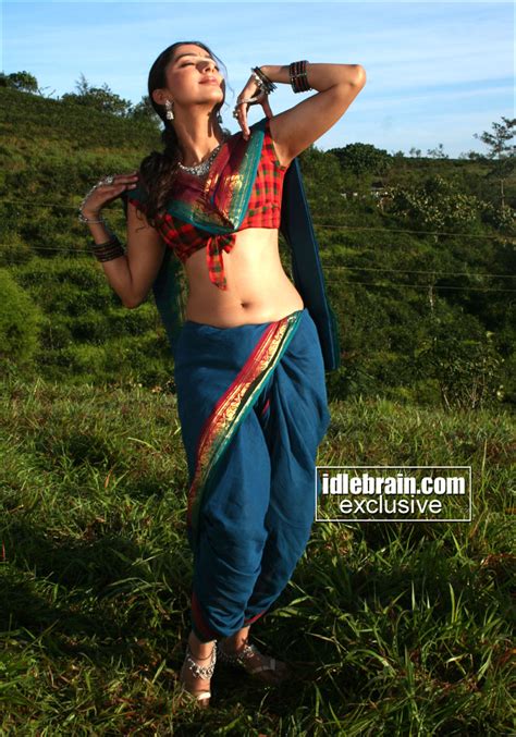 South Indian Celebrity Boomika Chawla Navel Photoshoot Keralalives