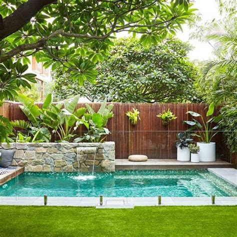 backyard-pool-with-tropical-garden-ideas – HomeMydesign
