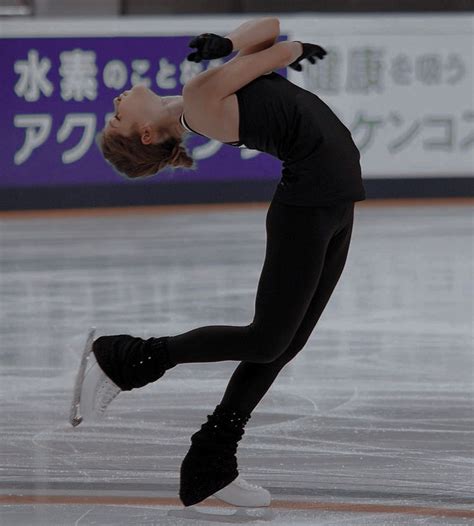 Figure Skating Yulia Lipnitskaya In 2022 Skating Pictures Figure